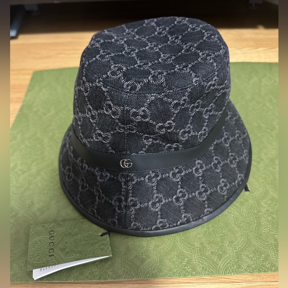💯% Authentic! Brand New! Gucci GG DENIM BUCKET HAT Black and Gray size M/57cm